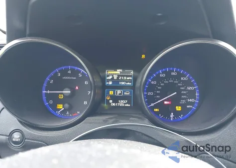 2017 Subaru Outback 2.5I Premium z USA, uszkodzony, nr VIN 4S4BSACC1H3423500